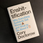 Eigen foto van het boek Enshitification